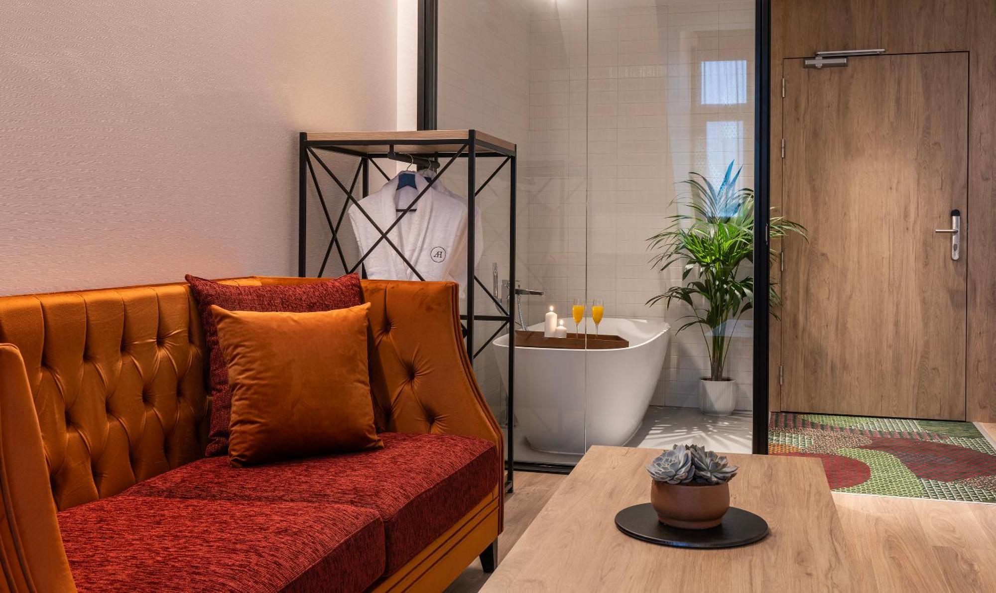 Axel Hotel Bilbao - Adults Only Экстерьер фото